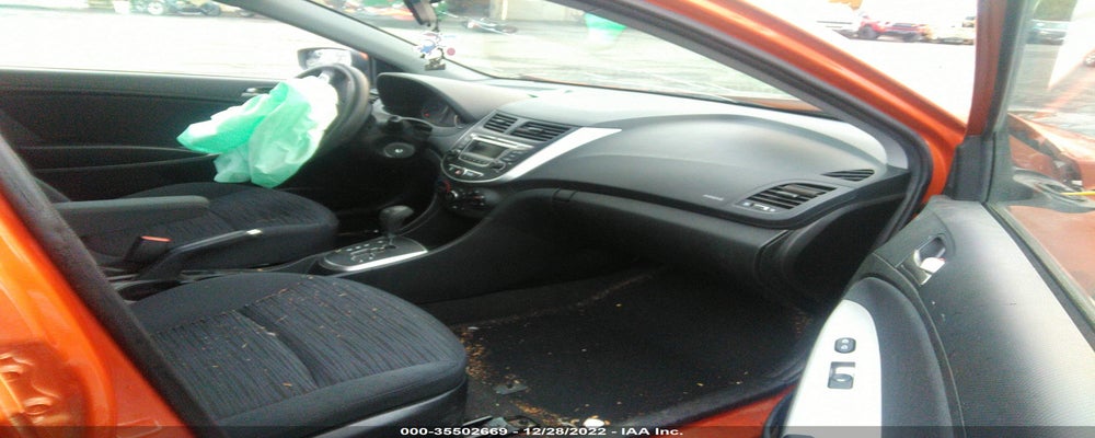 KMHCT5AE7FU211947 2015 HYUNDAI ACCENT photo no. 5