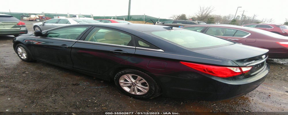 5NPEB4AC0DH561128 2013 HYUNDAI SONATA photo no. 3