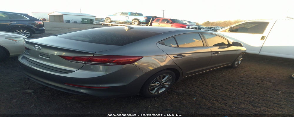 5NPD84LF4JH369045 2018 HYUNDAI ELANTRA photo no. 4