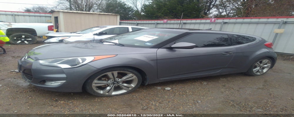 KMHTC6AD1DU175327 2013 HYUNDAI VELOSTER photo no. 2