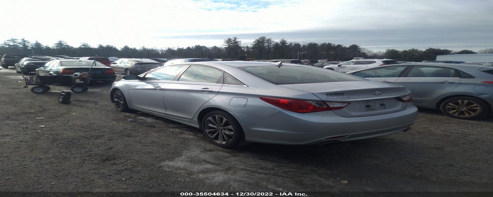 5NPEC4AB5BH216095 2011 HYUNDAI SONATA photo no. 3