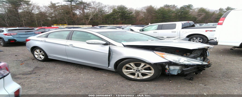5NPEC4ACXBH038841 2011 HYUNDAI SONATA photo no. 22