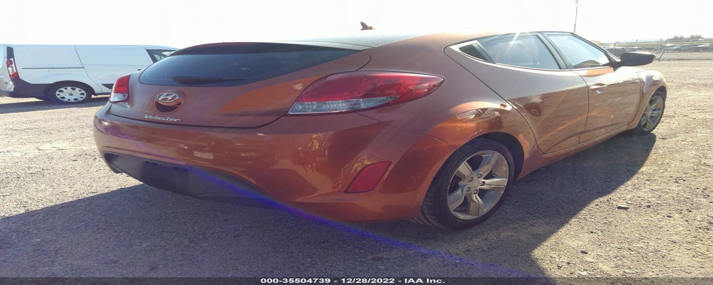 KMHTC6AD1DU158639 2013 HYUNDAI VELOSTER photo no. 4