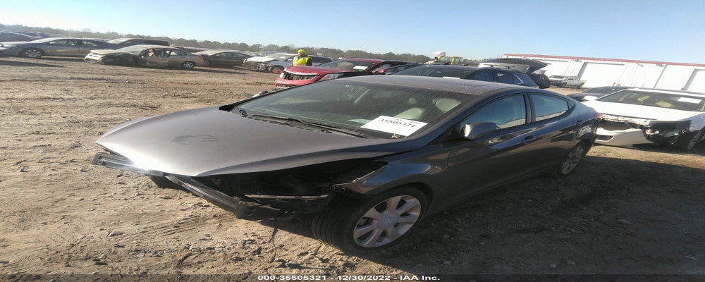 5NPDH4AE9DH276438 2013 HYUNDAI ELANTRA photo no. 2