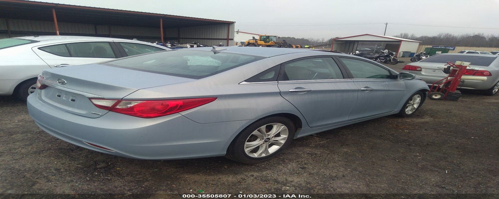 5NPEC4AC5BH117222 2011 HYUNDAI SONATA photo no. 4