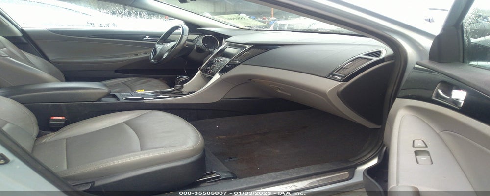 5NPEC4AC5BH117222 2011 HYUNDAI SONATA photo no. 5