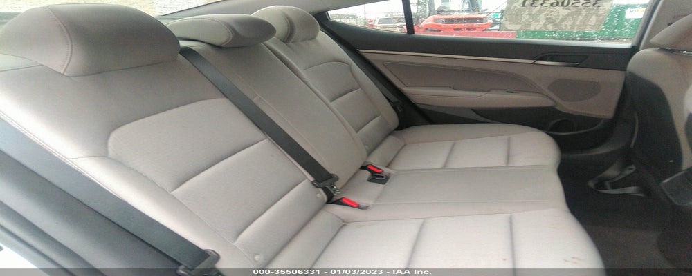KMHD84LFXJU520360 2018 HYUNDAI ELANTRA photo no. 8