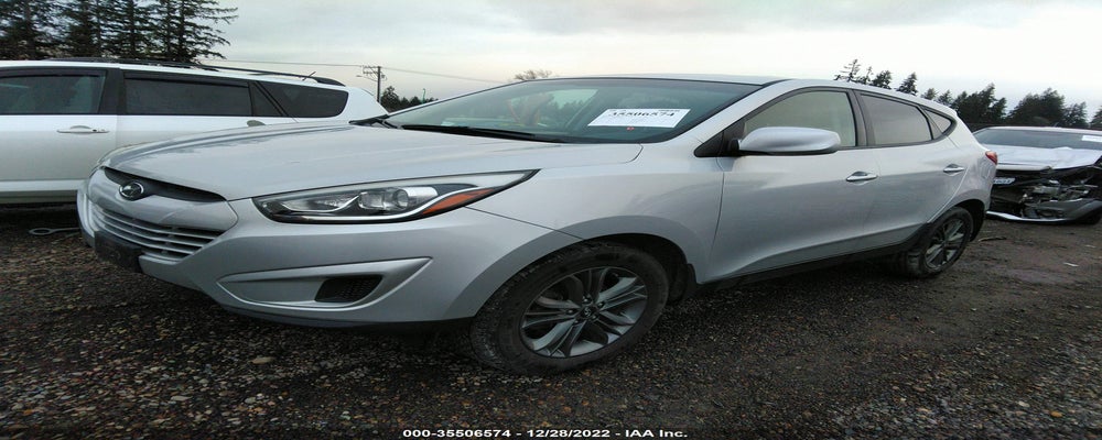 KM8JTCAF2FU001602 2015 HYUNDAI TUCSON photo no. 2