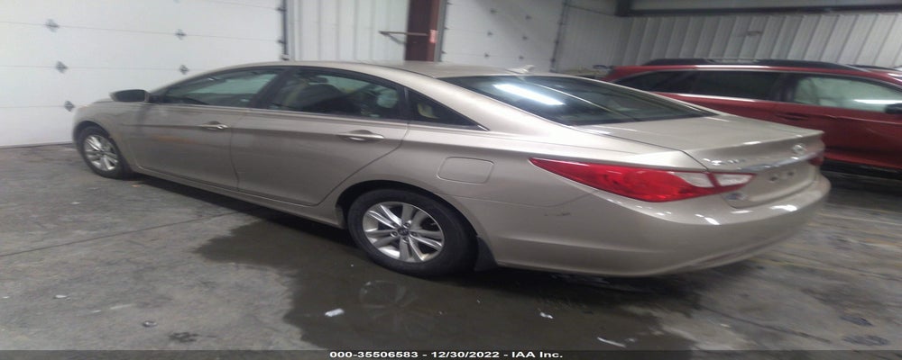 5NPEB4AC6BH172670 2011 HYUNDAI SONATA photo no. 3