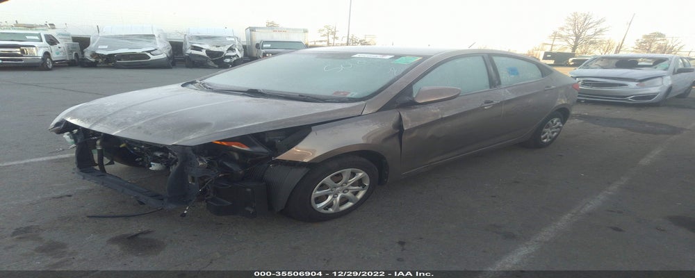 KMHCT4AEXDU562231 2013 HYUNDAI ACCENT photo no. 2