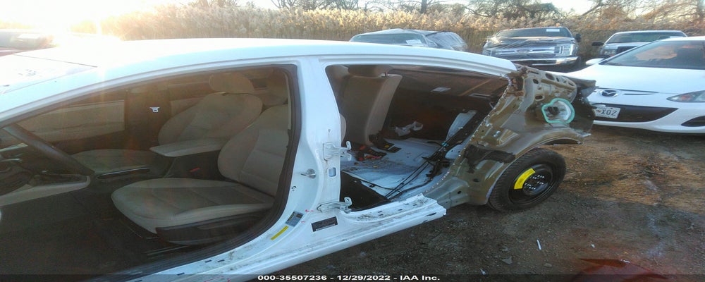5NPD74LF7JH273414 2018 HYUNDAI ELANTRA photo no. 6