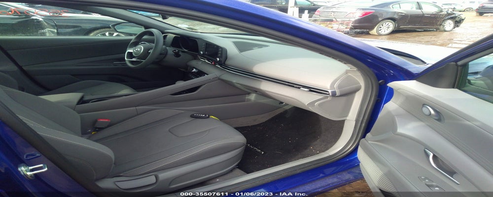 KMHLM4AJ0NU032040 2022 HYUNDAI ELANTRA HYBRID photo no. 5