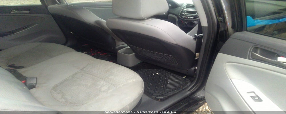 KMHCT5AE7HU307371 2017 HYUNDAI ACCENT photo no. 8
