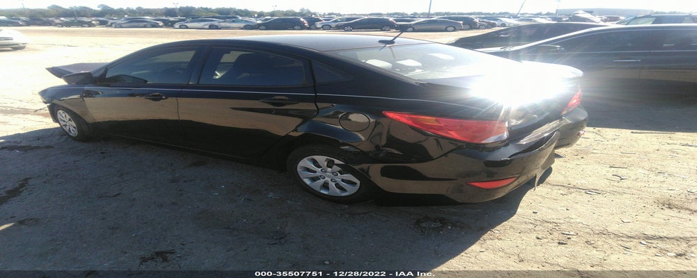 KMHCT4AE3GU066384 2016 HYUNDAI ACCENT photo no. 3