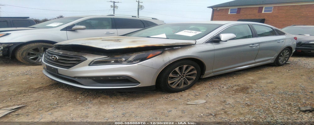5NPE34AF3FH059451 2015 HYUNDAI SONATA photo no. 2