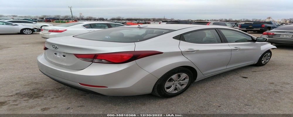 5NPDH4AEXGH664458 2016 HYUNDAI ELANTRA photo no. 4