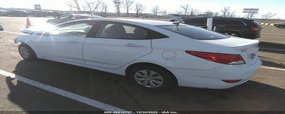 KMHCT4AE1GU012422 2016 HYUNDAI ACCENT photo no. 3