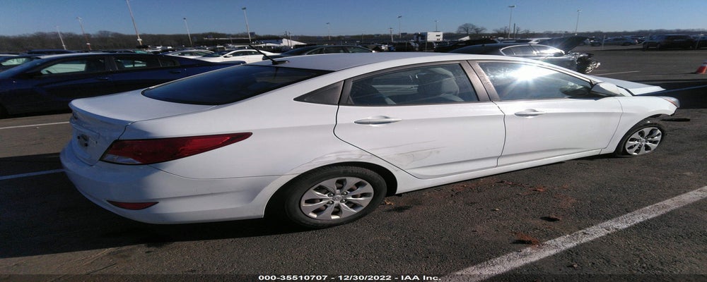 KMHCT4AE1GU012422 2016 HYUNDAI ACCENT photo no. 4