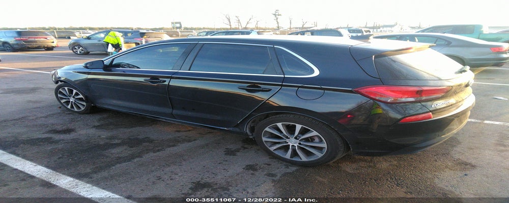KMHH35LE0JU016882 2018 HYUNDAI ELANTRA GT photo no. 3