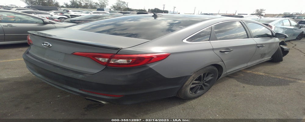 5NPE24AF2HH520984 2017 HYUNDAI SONATA photo no. 4