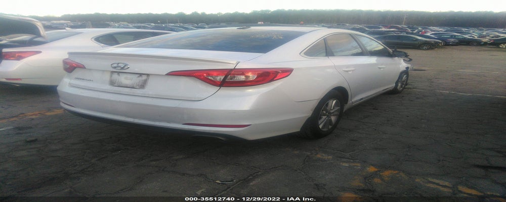 5NPE24AF0FH091647 2015 HYUNDAI SONATA photo no. 4