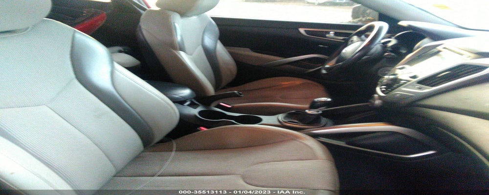 KMHTC6AD3CU024634 2012 HYUNDAI VELOSTER photo no. 5