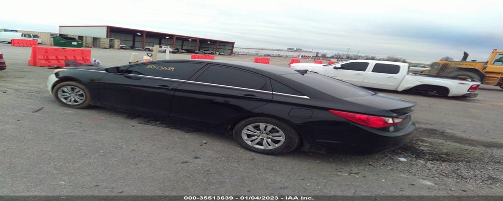 5NPEB4AC6BH189498 2011 HYUNDAI SONATA photo no. 3