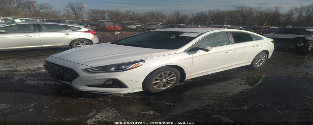 5NPE24AF3KH753568 2019 HYUNDAI SONATA photo no. 2