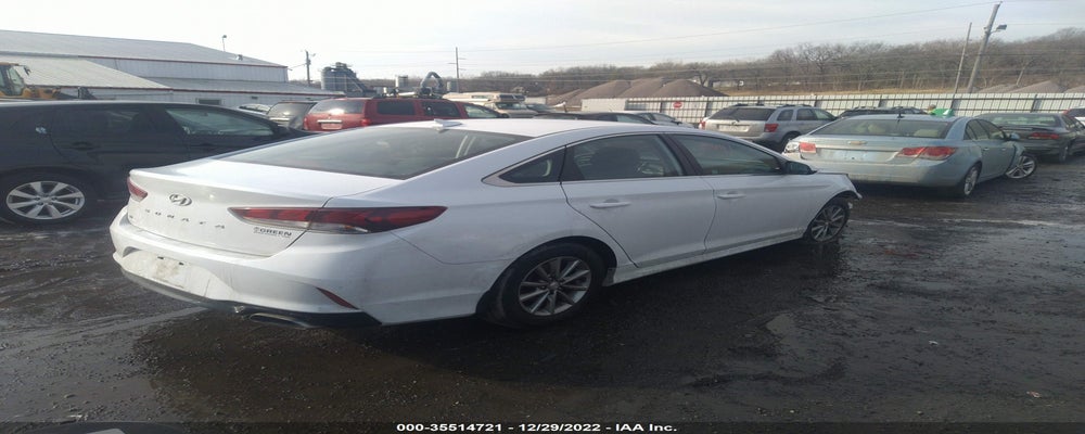 5NPE24AF3KH753568 2019 HYUNDAI SONATA photo no. 4