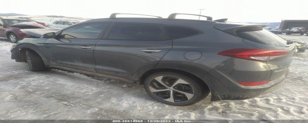 KM8J3CA29HU370294 2017 HYUNDAI TUCSON photo no. 3