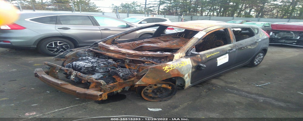 KMHCT5AE8GU261144 2016 HYUNDAI ACCENT photo no. 2
