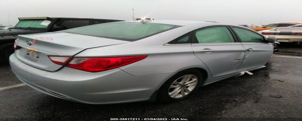5NPEB4AC9DH663785 2013 HYUNDAI SONATA photo no. 4