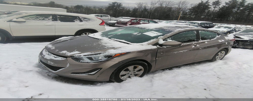 5NPDH4AE1GH779983 2016 HYUNDAI ELANTRA photo no. 2