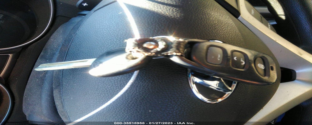 KMHTC6AD8CU040313 2012 HYUNDAI VELOSTER photo no. 11