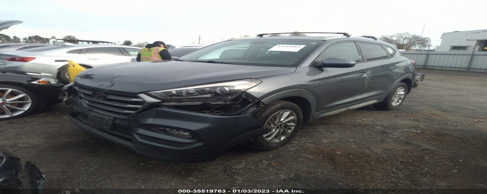 KM8J33A47HU326280 2017 HYUNDAI TUCSON photo no. 2