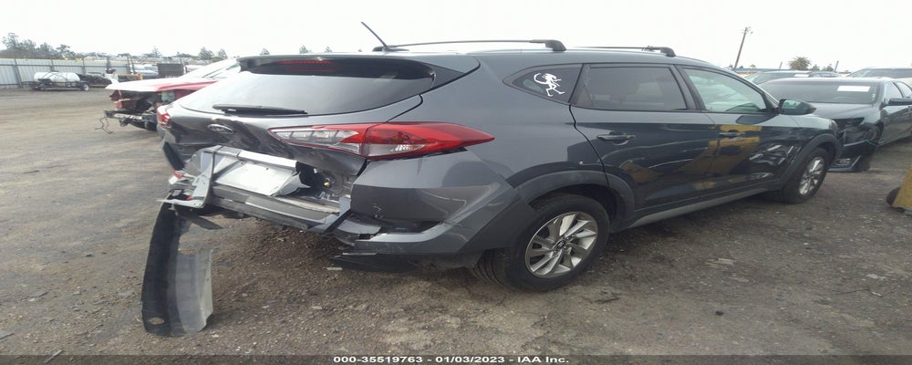 KM8J33A47HU326280 2017 HYUNDAI TUCSON photo no. 4