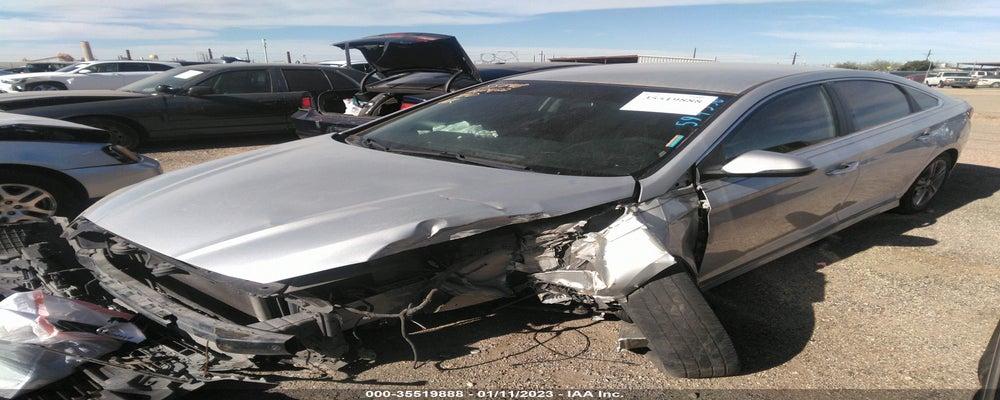 5NPE34AF2JH597356 2018 HYUNDAI SONATA photo no. 2