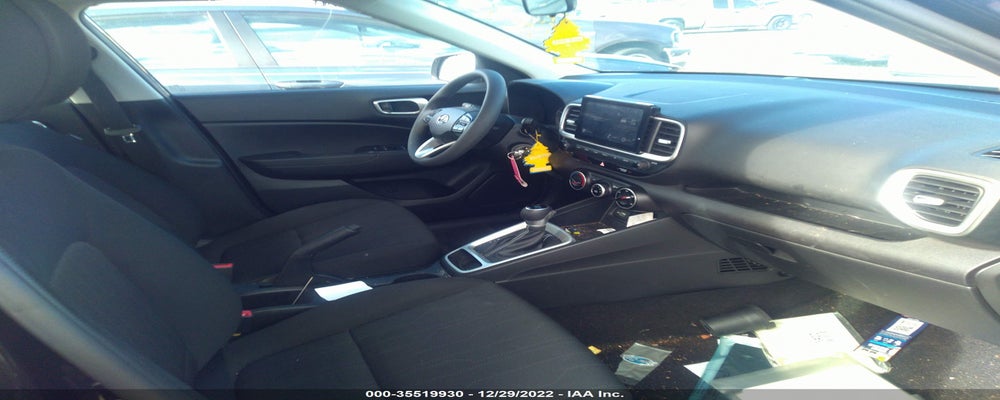 KMHRB8A34NU149371 2022 HYUNDAI VENUE photo no. 5