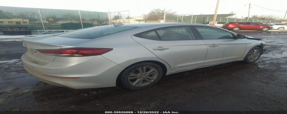 5NPD84LF0JH255415 2018 HYUNDAI ELANTRA photo no. 4