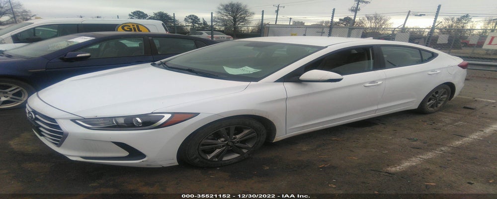 5NPD84LF9HH136532 2017 HYUNDAI ELANTRA photo no. 2