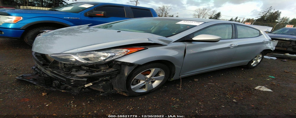 5NPDH4AE8DH344597 2013 HYUNDAI ELANTRA photo no. 2