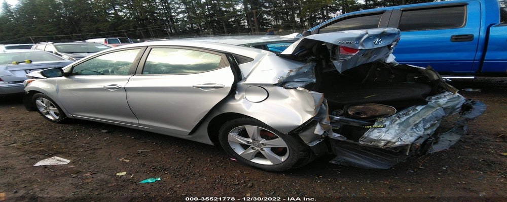 5NPDH4AE8DH344597 2013 HYUNDAI ELANTRA photo no. 3