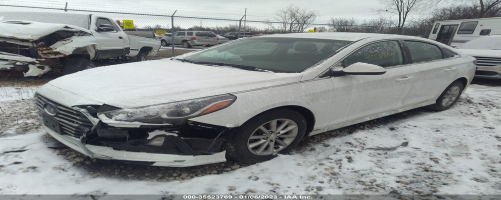 5NPE24AF6KH740197 2019 HYUNDAI SONATA photo no. 2