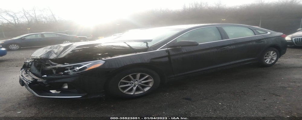 5NPE24AF7KH733114 2019 HYUNDAI SONATA photo no. 2