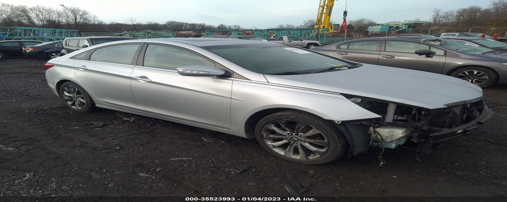 5NPEC4AB2BH183380 2011 HYUNDAI SONATA photo no. 9