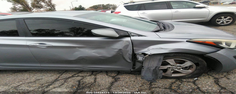5NPDH4AE3FH630487 2015 HYUNDAI ELANTRA photo no. 6