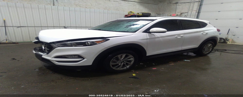 KM8J33A40GU062110 2016 HYUNDAI TUCSON photo no. 2