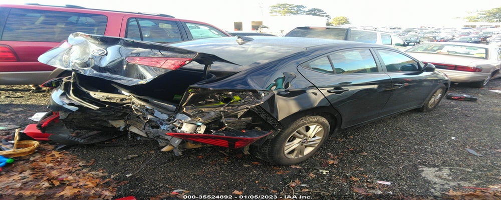 KMHD84LF6LU017346 2020 HYUNDAI ELANTRA photo no. 4