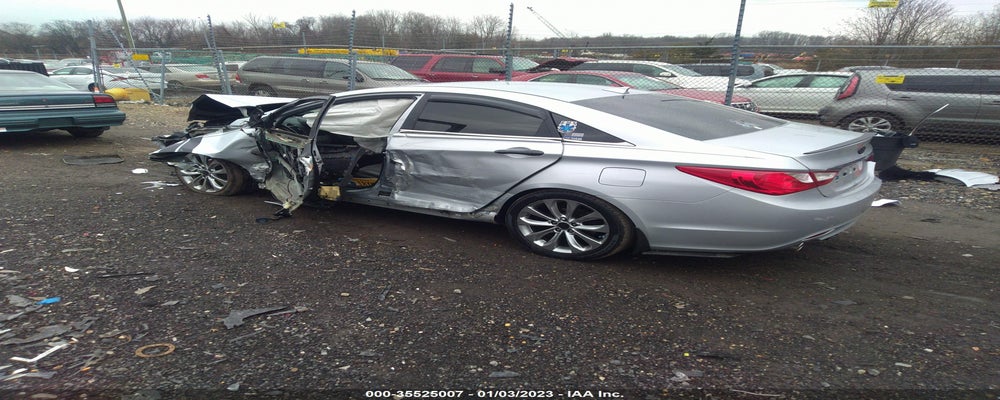 5NPEC4AC2DH578428 2013 HYUNDAI SONATA photo no. 3