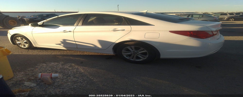 5NPEB4ACXBH016115 2011 HYUNDAI SONATA photo no. 3